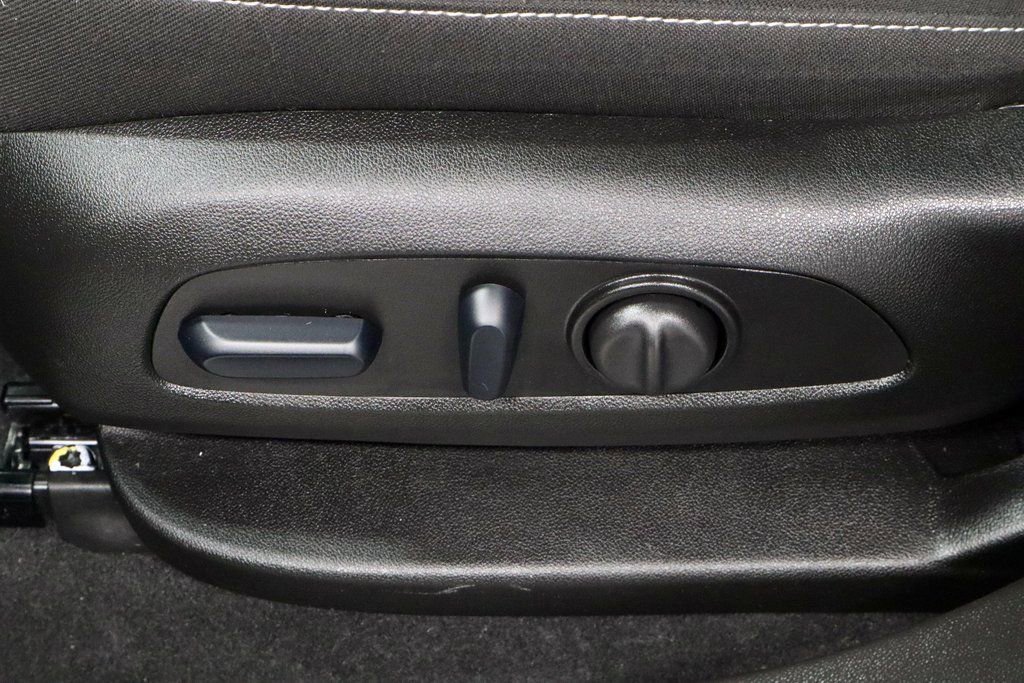 Used 2024 Chevrolet Blazer LT w/ Convenience Package image 23