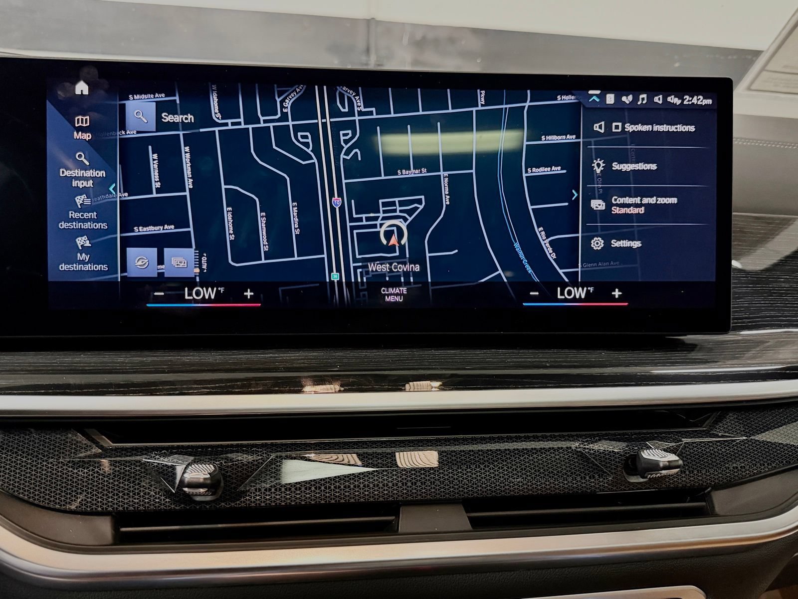 Used 2023 BMW X7 xDrive40i w/ M Sport Package AWD/4WD image 33