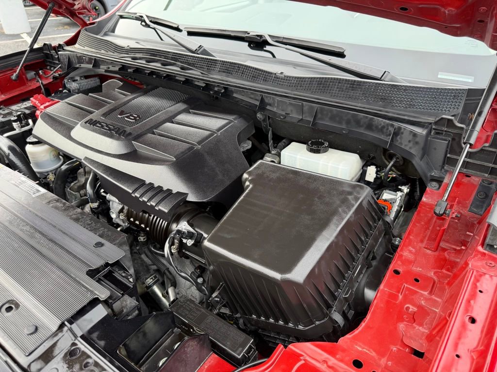 Used 2024 Nissan Titan SV w/ SV Convenience Package image 39