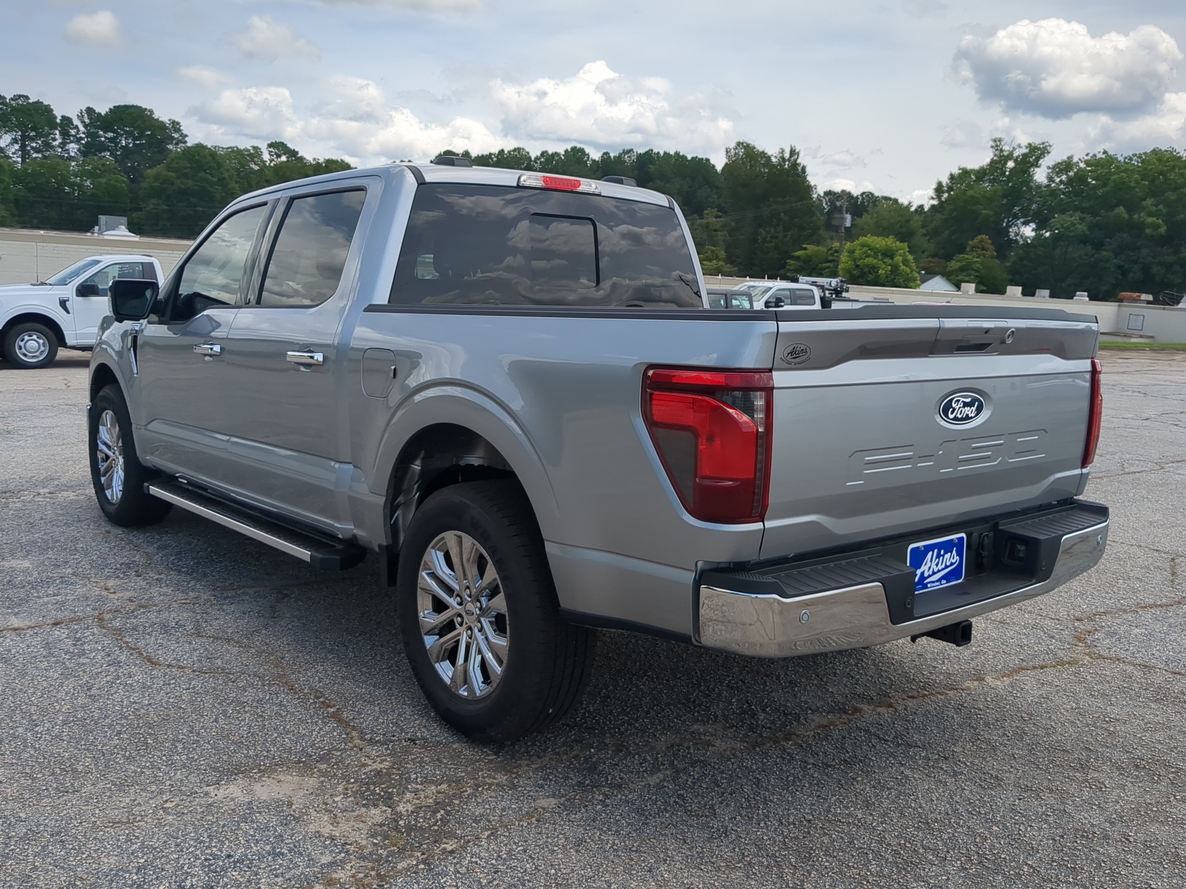 New 2026 Ford F150 XLT w/ Equipment Group 302A MID RWD image 5