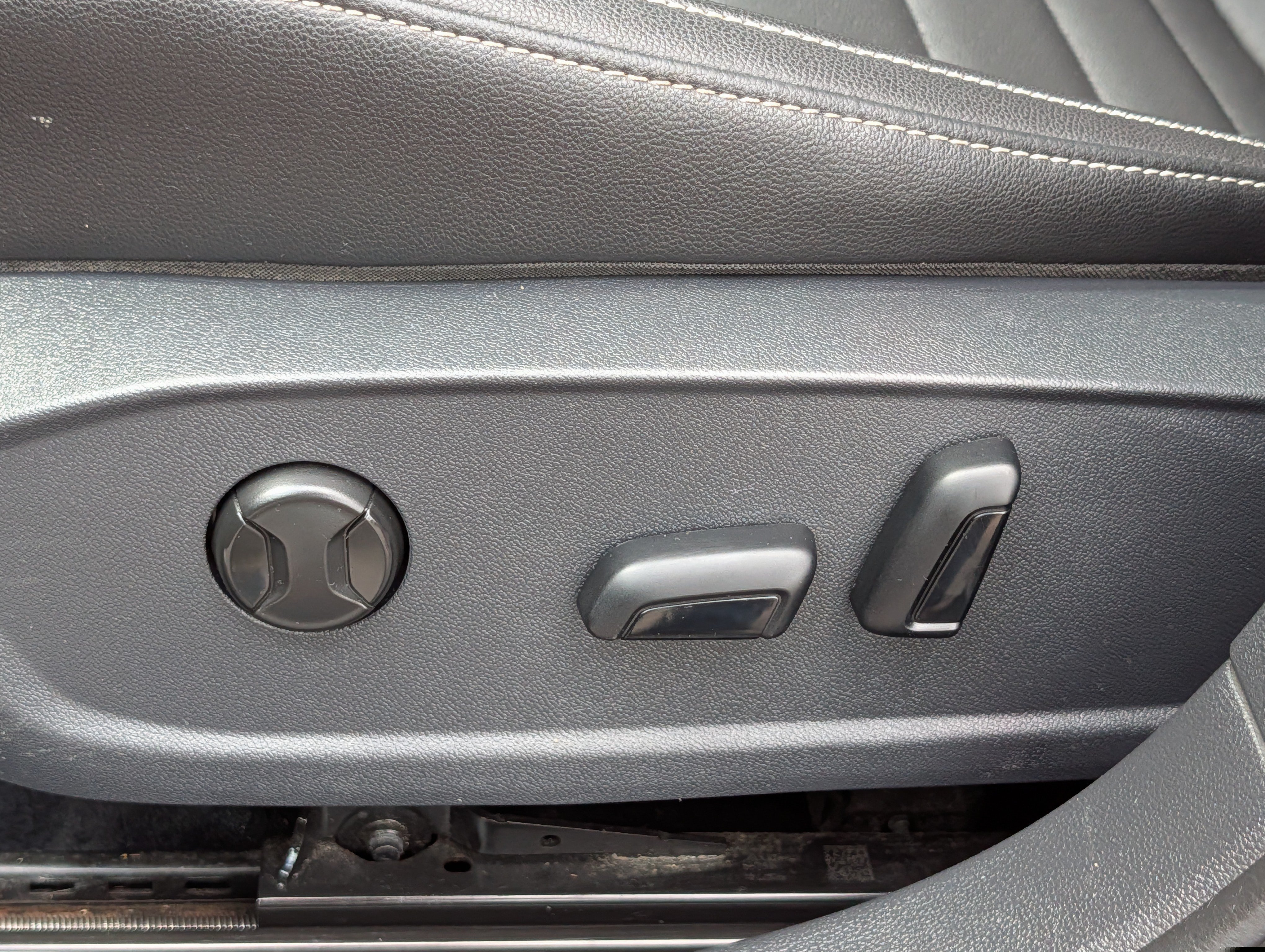Used 2022 Volkswagen Jetta SE FWD image 20