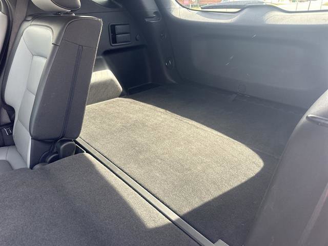 Used 2021 Chevrolet Equinox Premier FWD image 17