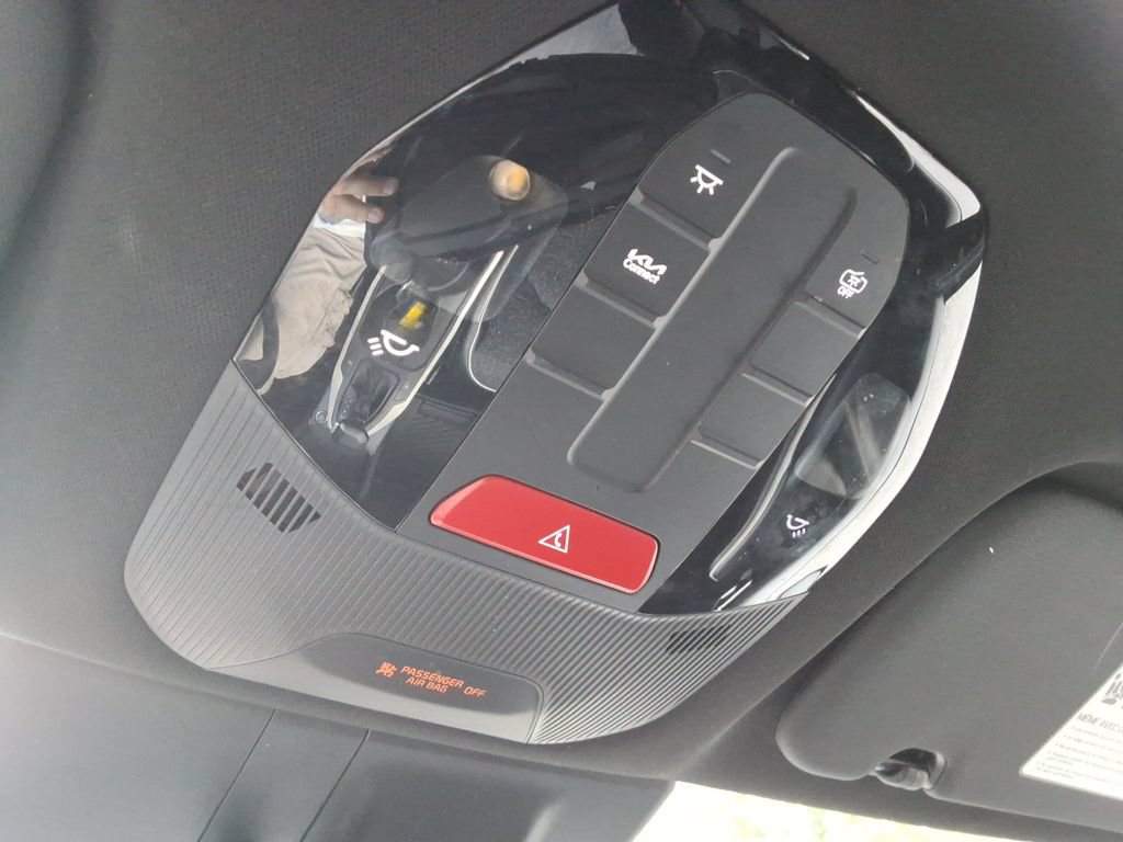 Used 2025 Kia K4 GT-Line FWD image 35