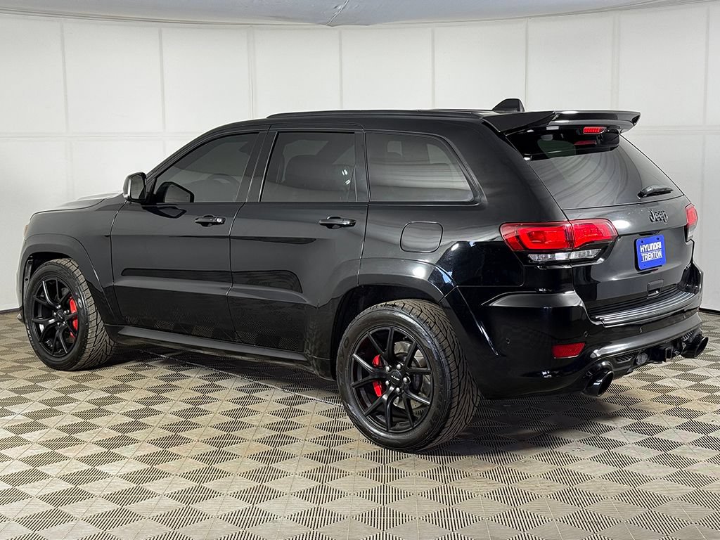 Used 2018 Jeep Grand Cherokee SRT w/ Trailer Tow Group IV AWD/4WD image 13