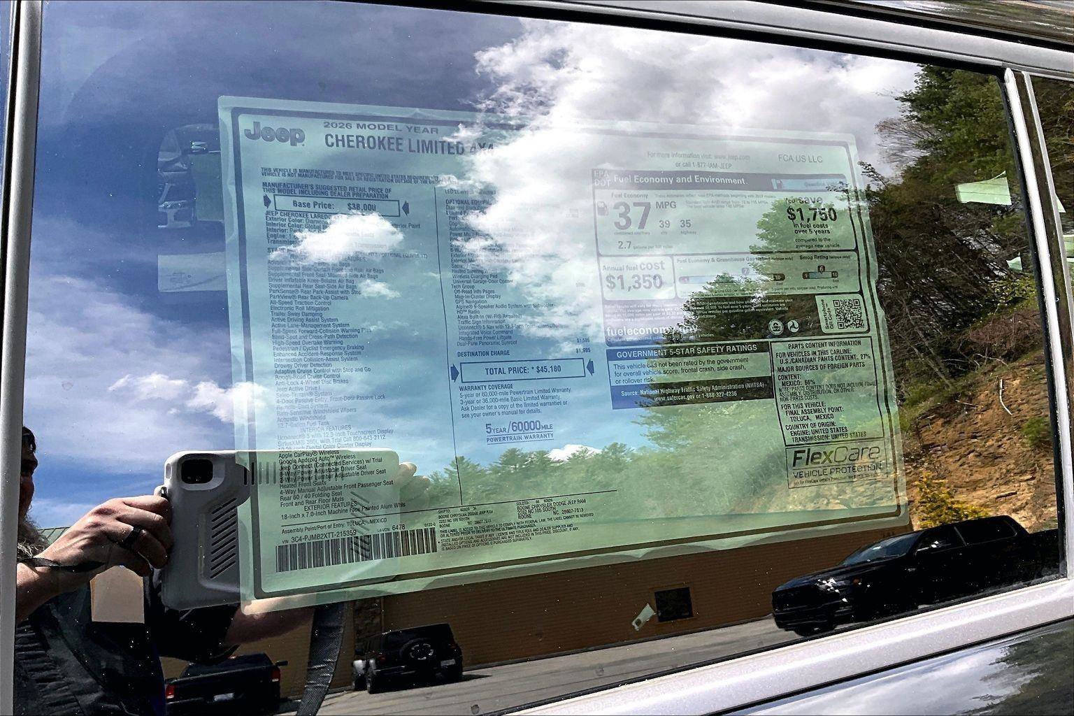 New 2026 Jeep Cherokee Limited image 15