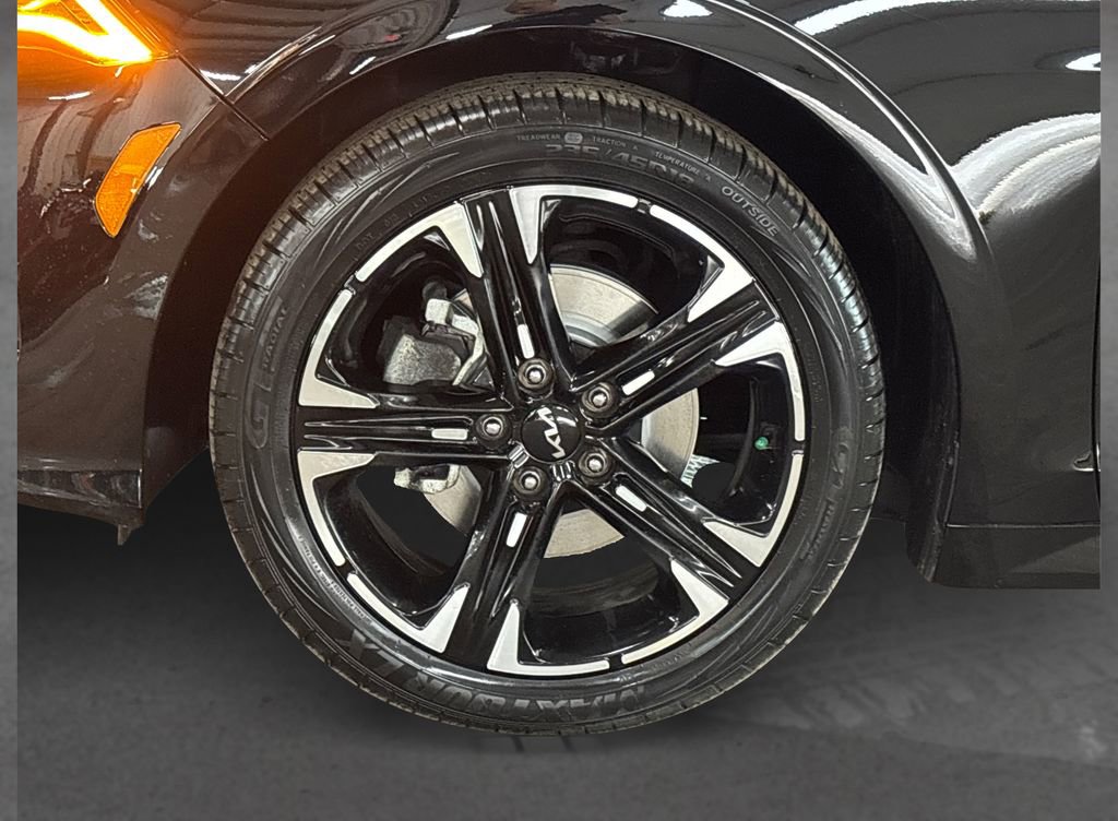 Used 2023 Kia K5 GT-Line w/ GT-Line Premium Package image 12