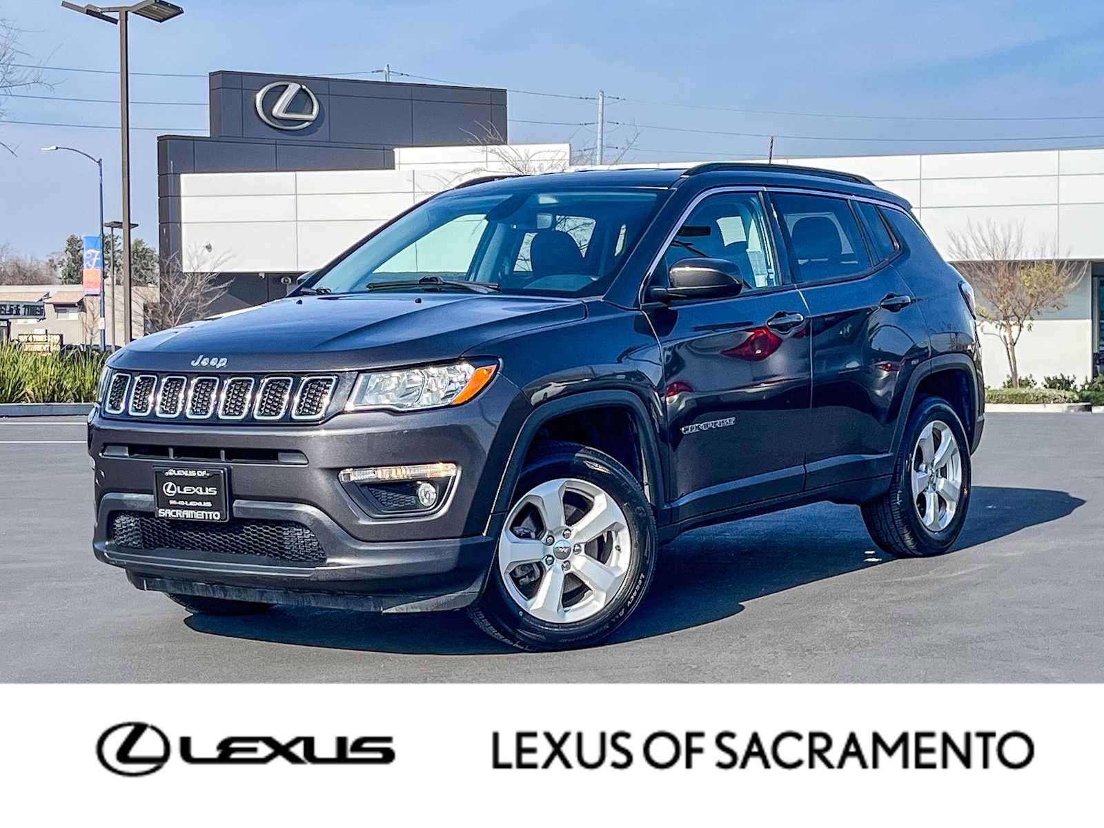 Used 2019 Jeep Compass Latitude w/ Popular Equipment Group image 1