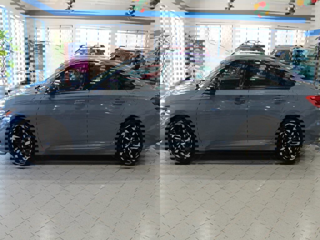 Certified 2022 Honda Accord Sport image 8