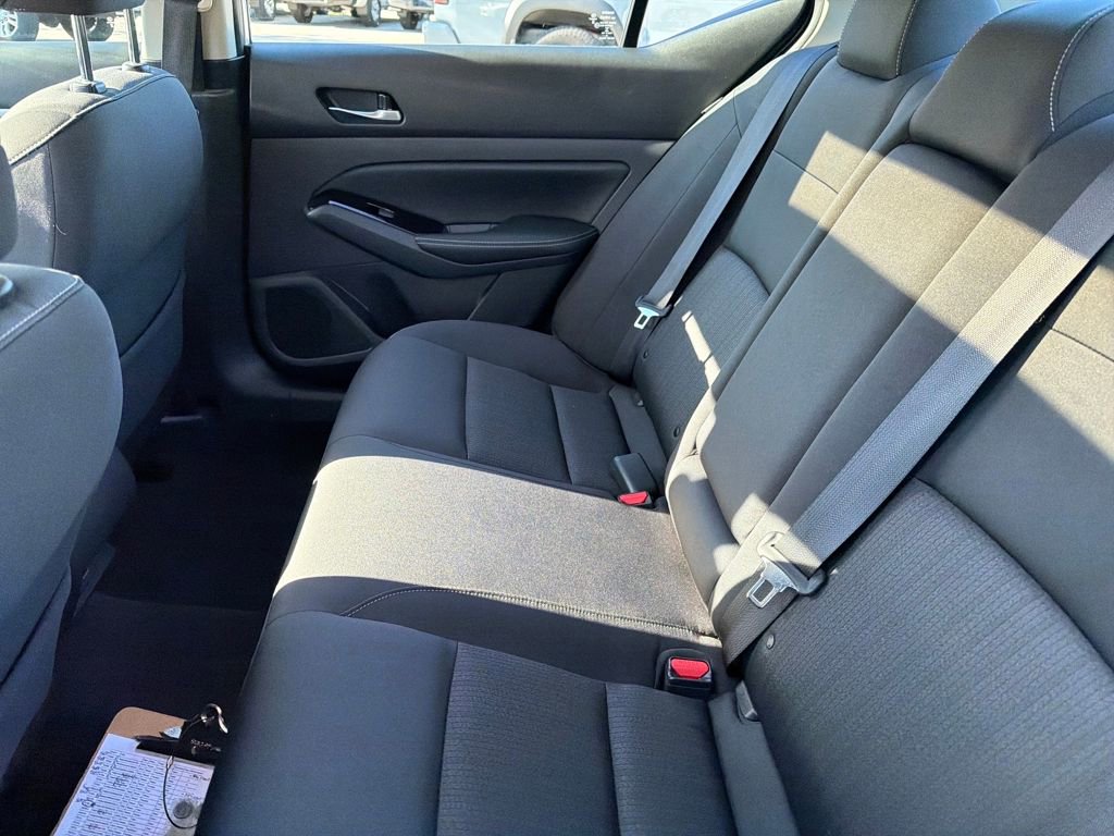 Used 2021 Nissan Altima 2.5 SV w/ SV Premium Package image 33