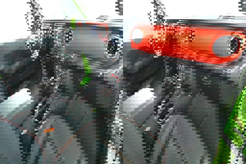 Used 2020 Jeep Wrangler Unlimited Rubicon image 34