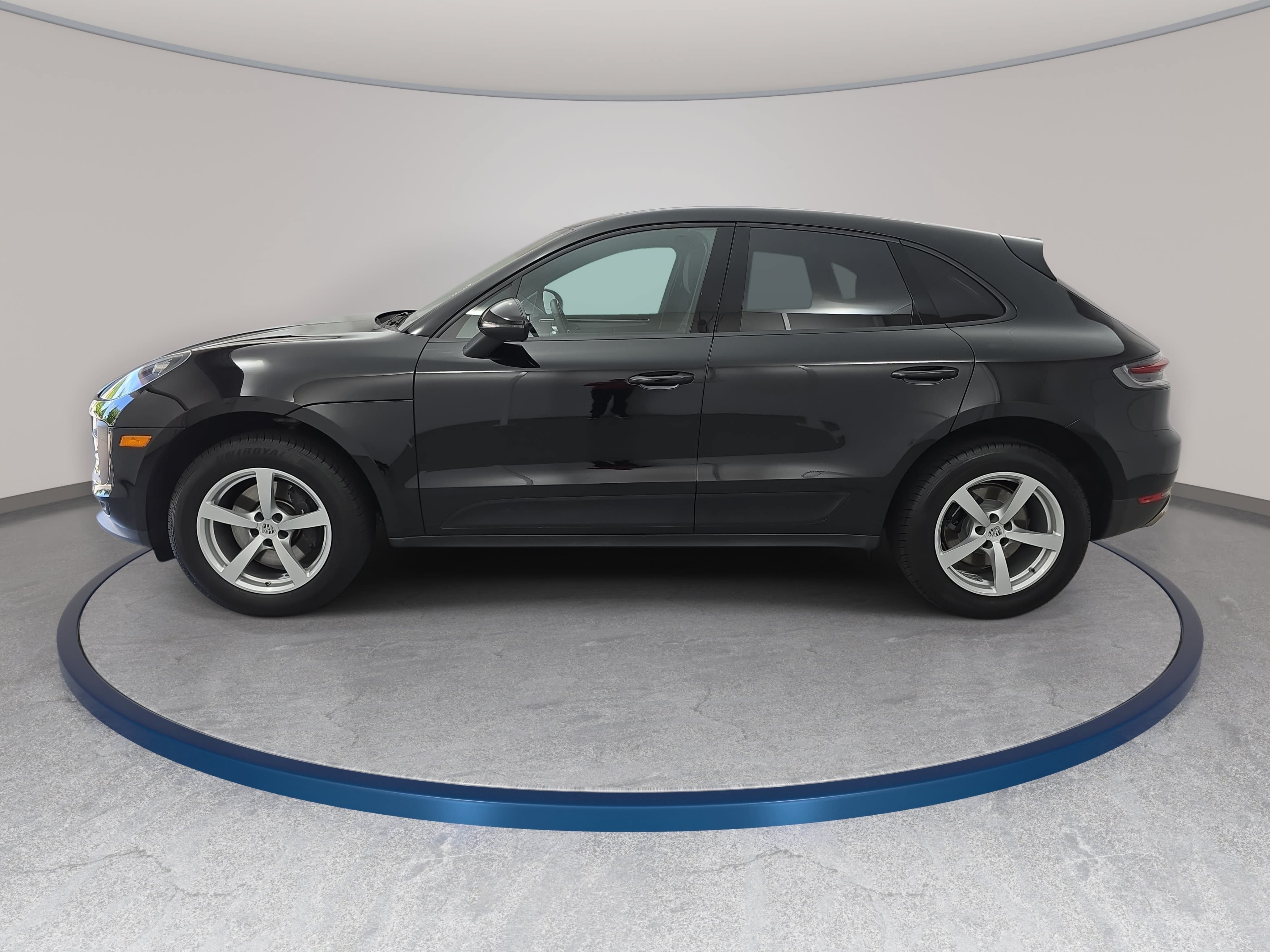 Used 2020 Porsche Macan AWD/4WD image 8