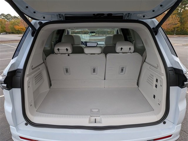 New 2026 Buick Enclave Avenir image 31