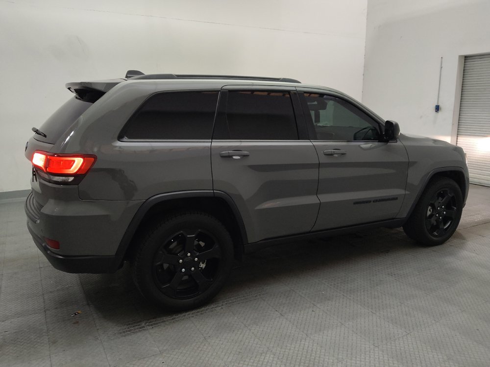 Used 2020 Jeep Grand Cherokee Laredo RWD image 10