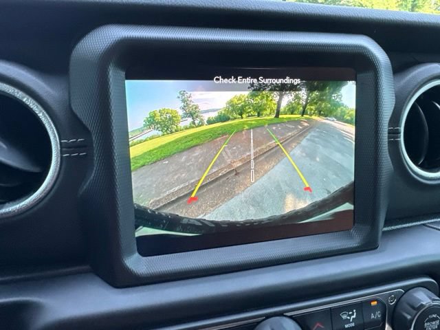 Used 2022 Jeep Wrangler Unlimited Rubicon 4xe w/ Cold Weather Group AWD/4WD image 20