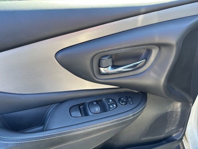 Used 2020 Nissan Murano SV image 20
