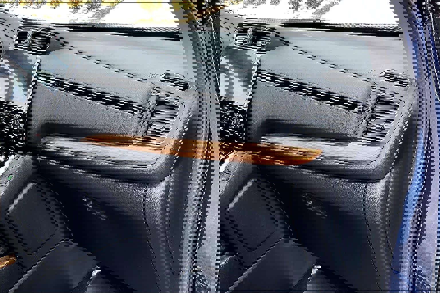 Used 2020 Honda CR-V Touring image 19