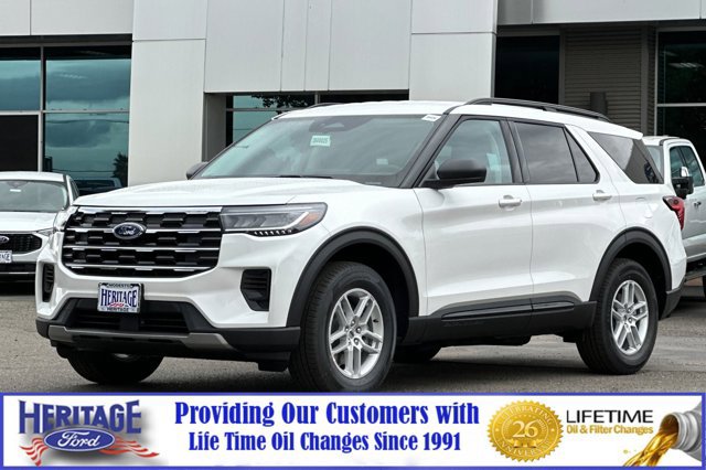 New 2026 Ford Explorer Active image 8