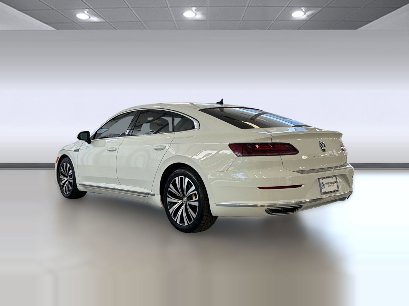 Used 2019 Volkswagen Arteon SEL image 3