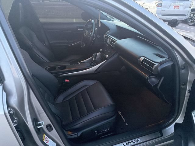 Used 2015 Lexus IS 350 w/ F-Sport Package RWD image 28