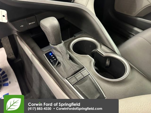 Used 2022 Toyota Camry LE image 24