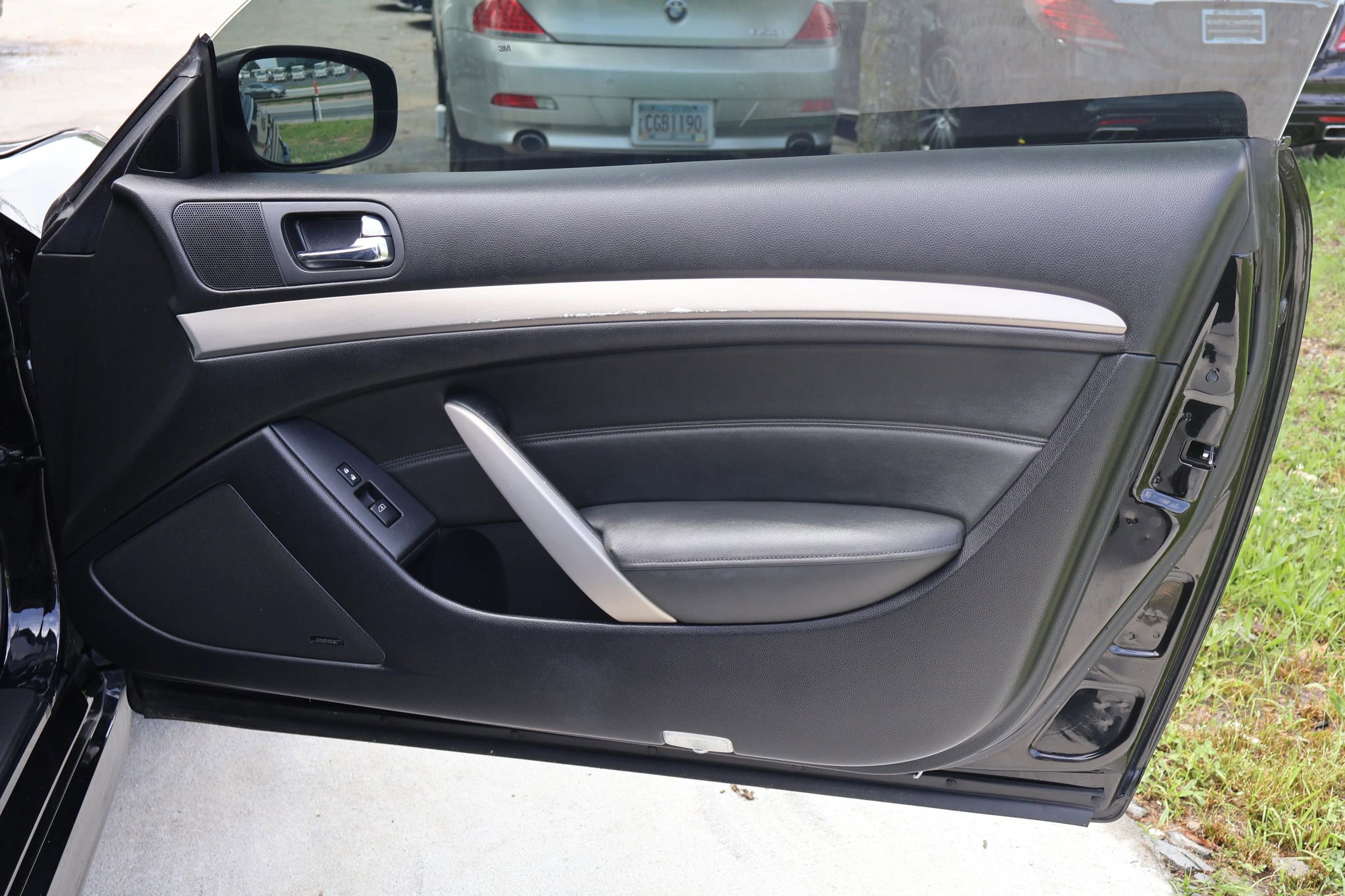 Used 2010 INFINITI G37 Sport w/ Navigation Pkg image 36