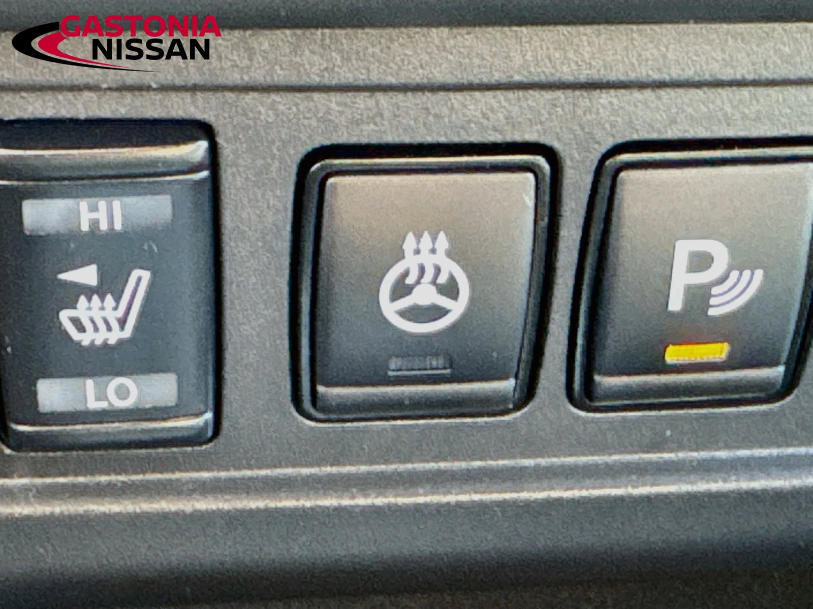 Used 2022 Nissan Frontier SV AWD/4WD image 25