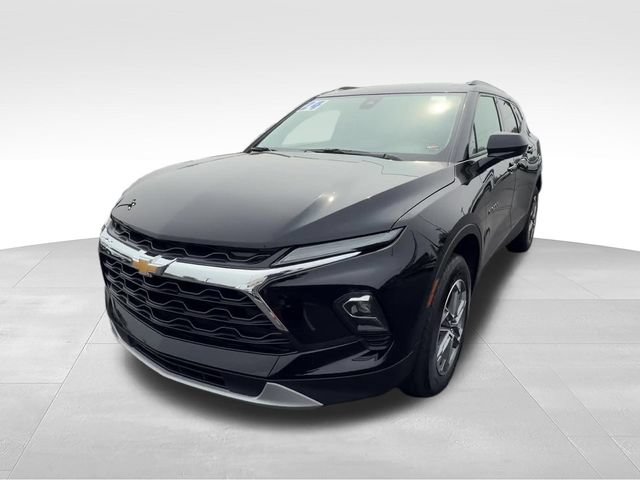 Certified 2024 Chevrolet Blazer LT w/ Convenience Package FWD image 2