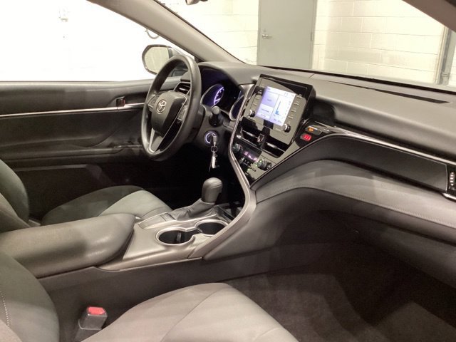 Used 2024 Toyota Camry LE FWD image 20