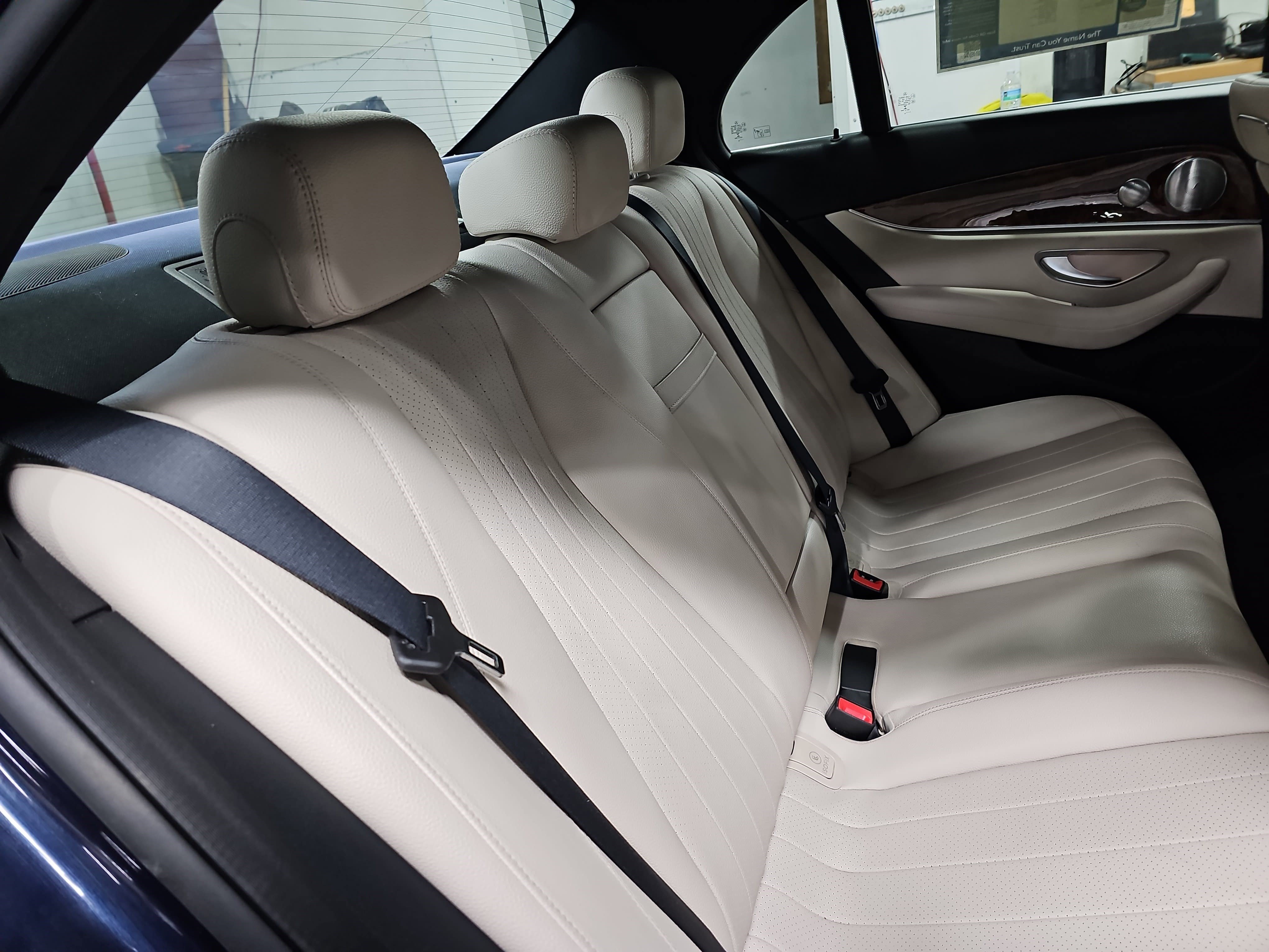 Used 2018 Mercedes-Benz E 300 image 12