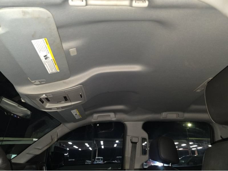 Used 2018 Chevrolet Silverado 1500 LTZ AWD/4WD image 23