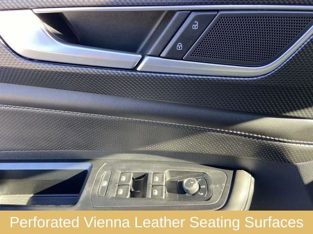 Used 2024 Volkswagen Atlas Cross Sport SEL R-Line image 23