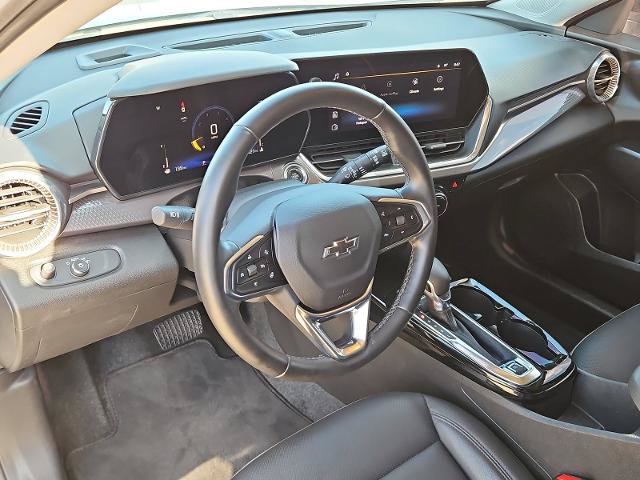 Certified 2025 Chevrolet Trax ACTIV w/ Sunroof Package FWD image 10