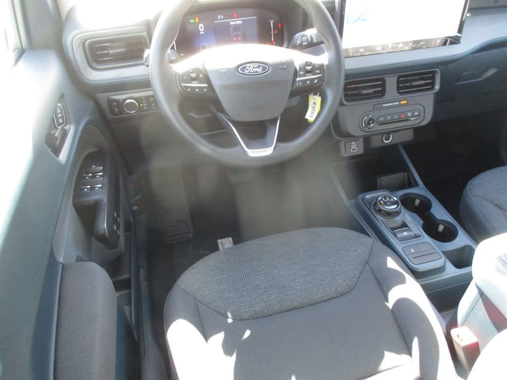 New 2025 Ford Maverick XL image 5