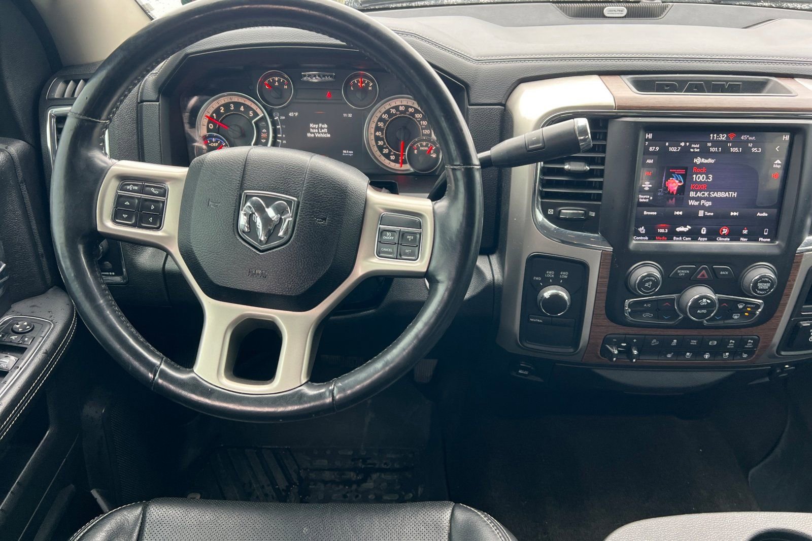Used 2018 RAM 2500 Laramie w/ Off Road Package AWD/4WD image 14