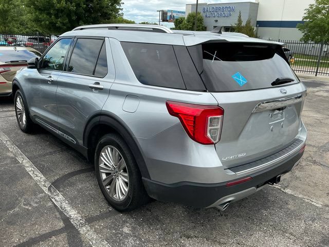 Used 2022 Ford Explorer Limited w/ Equipment Group 301A AWD/4WD image 13