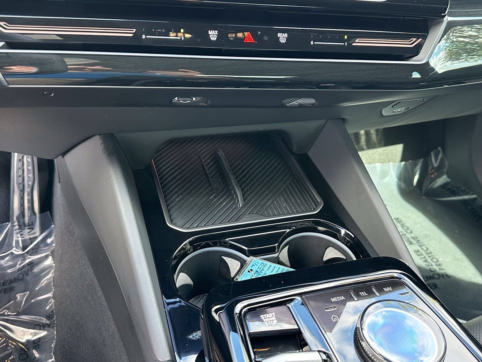 Certified 2024 BMW 530i w/ M Sport Package RWD image 27