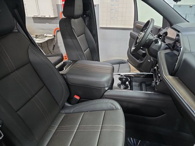 New 2026 Chevrolet Tahoe High Country AWD/4WD image 11