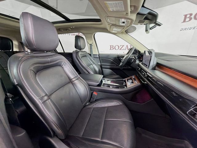 Certified 2020 Lincoln Aviator Reserve w/ Elements Package Plus image 35