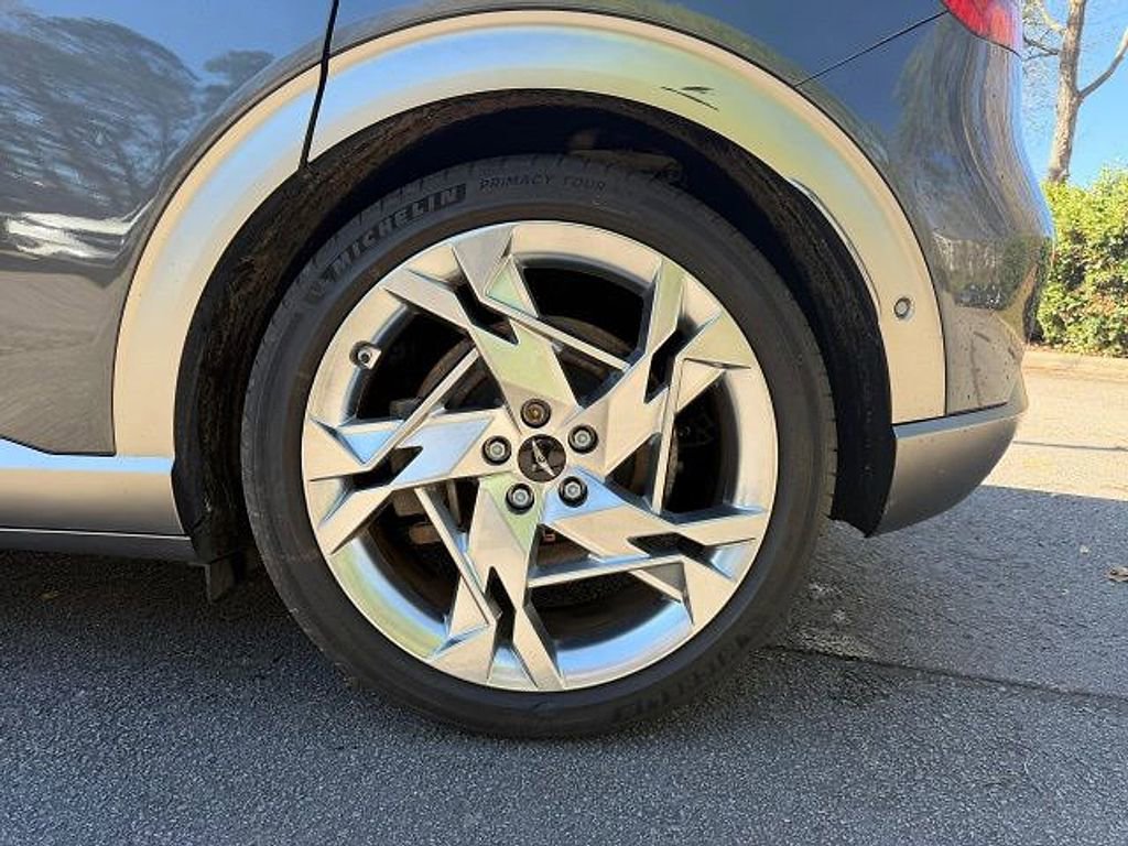 Used 2023 Genesis GV60 Performance image 14