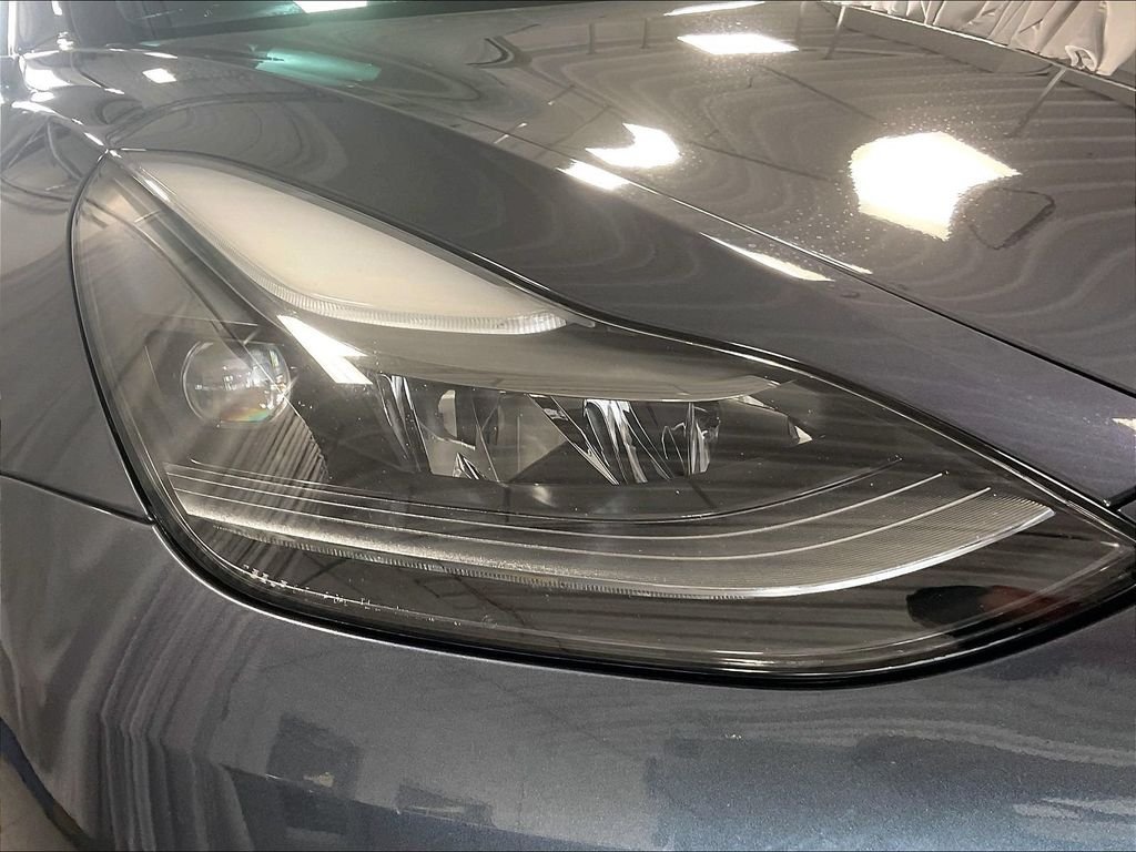 Used 2023 Tesla Model 3 Standard Range RWD image 33