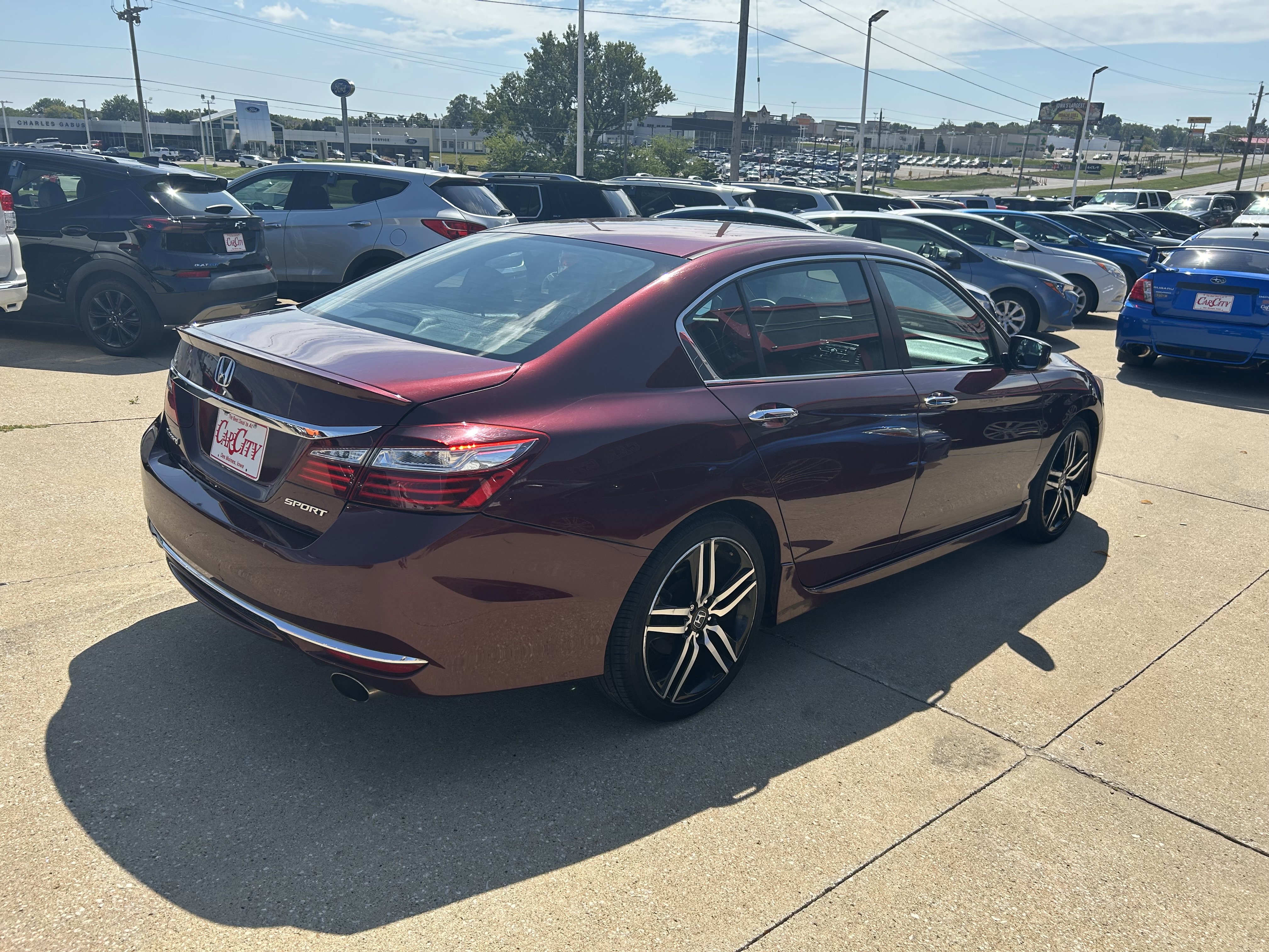 Used 2016 Honda Accord Sport image 4
