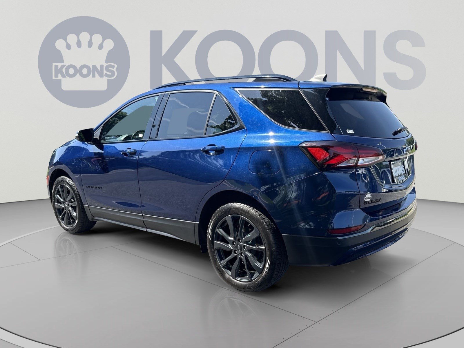Used 2022 Chevrolet Equinox RS w/ RS Leather Package AWD/4WD image 4