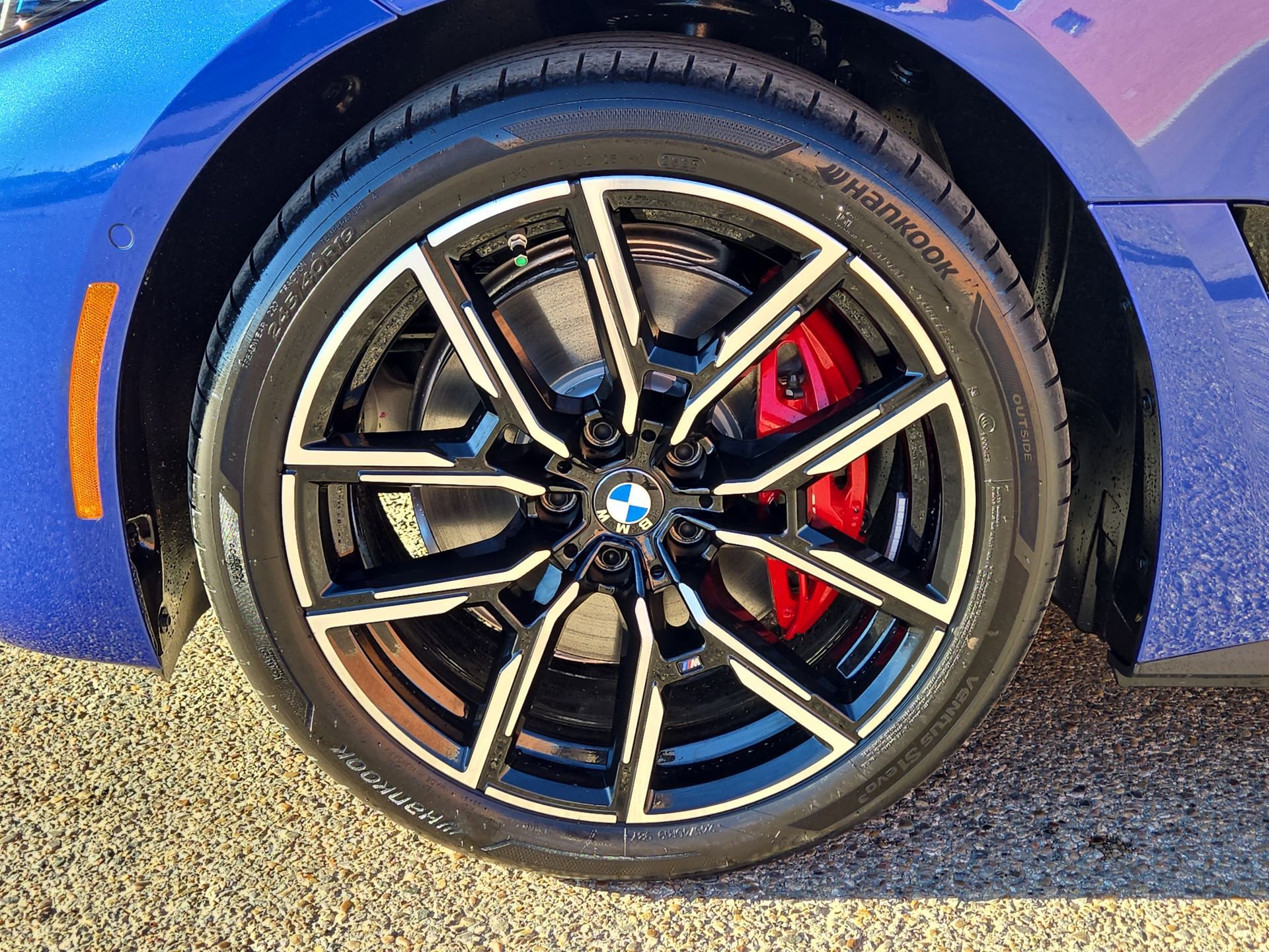 Used 2025 BMW i4 eDrive40 w/ M Sport Package RWD image 11