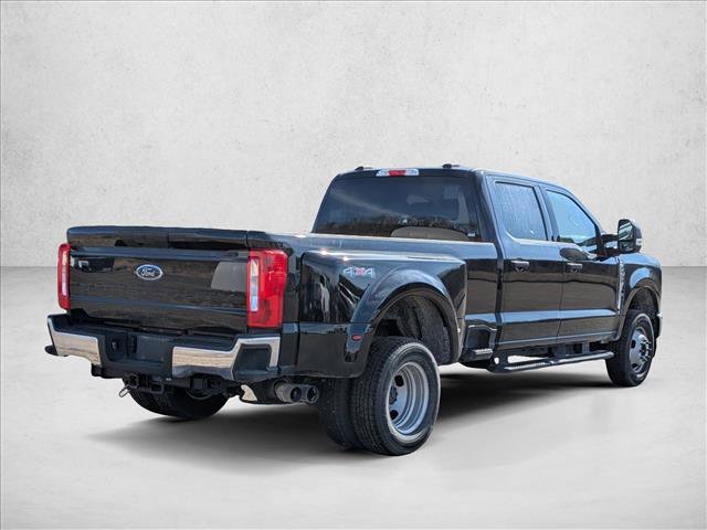 Used 2024 Ford F350 XLT image 5