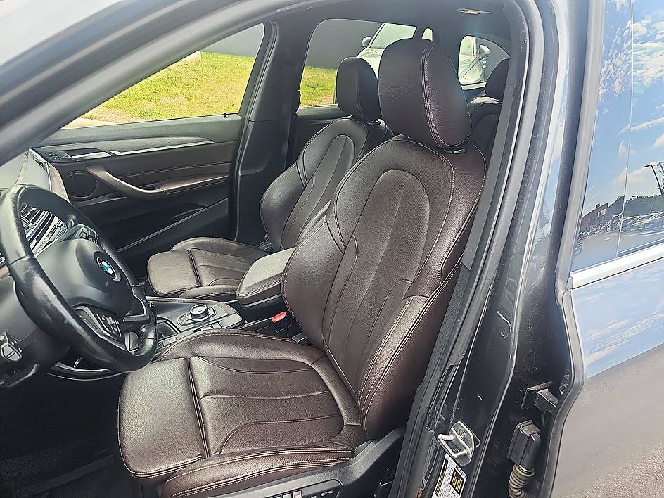 Used 2020 BMW X1 sDrive28i w/ Premium Package FWD image 14