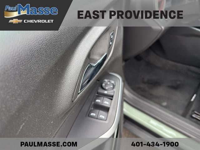 Used 2024 Chevrolet Trax RS w/ Driver Confidence Package FWD image 9