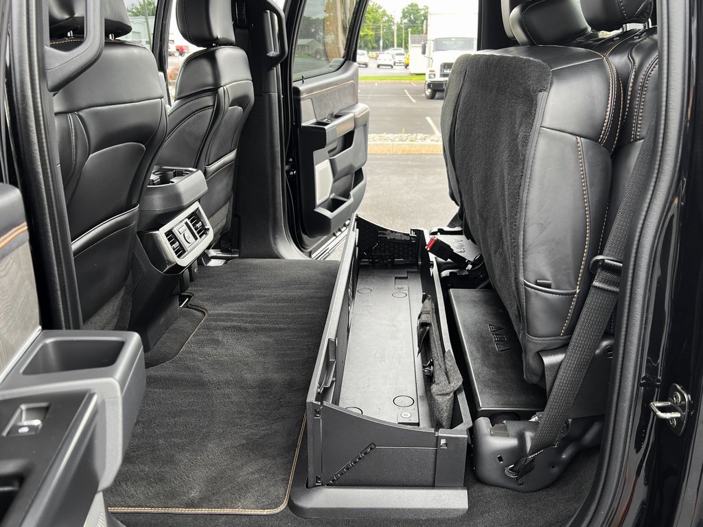 Used 2024 Ford F450 Platinum image 22