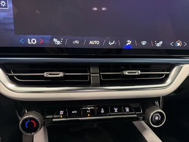 New 2026 Chevrolet Equinox EV LT image 22