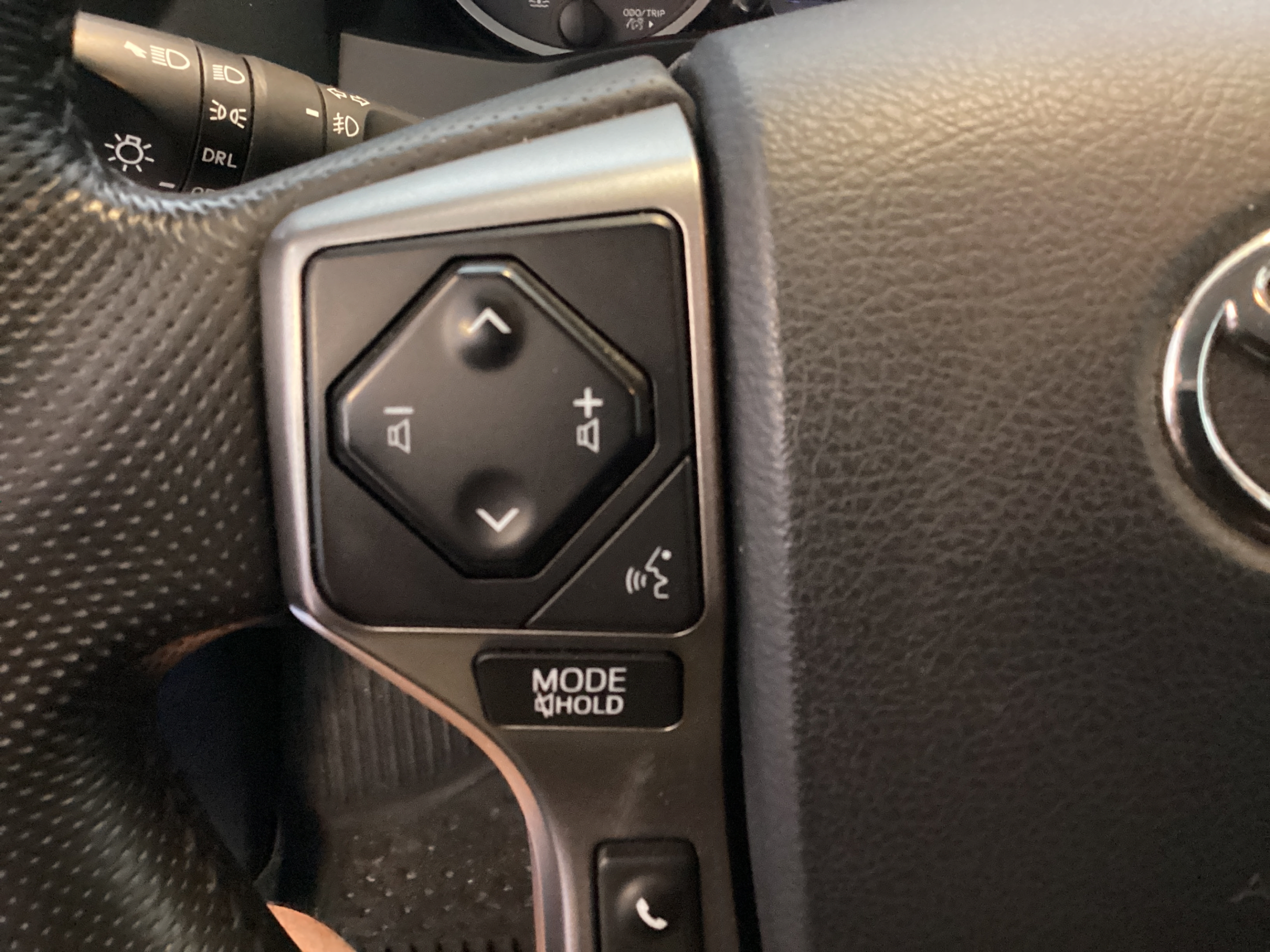 Used 2019 Toyota Tacoma SR5 AWD/4WD image 33