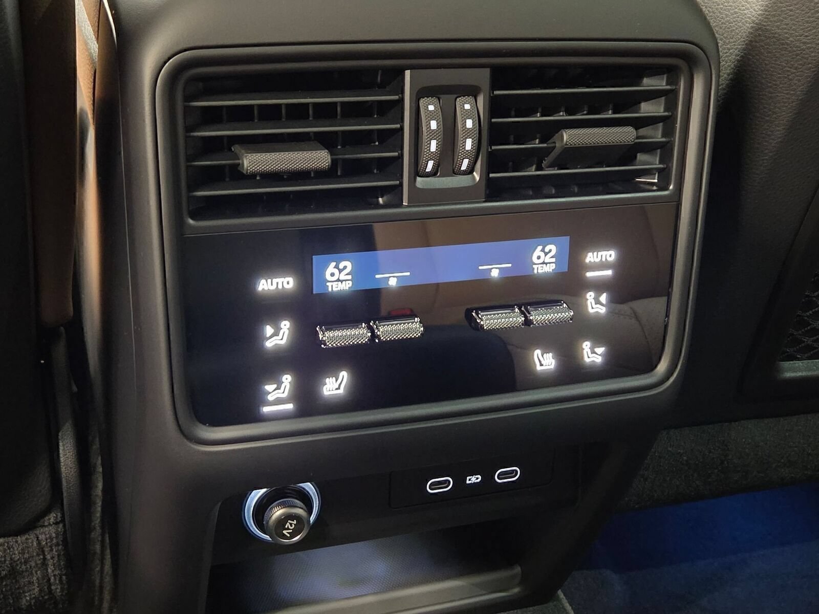 Certified 2026 Porsche Cayenne AWD/4WD image 12
